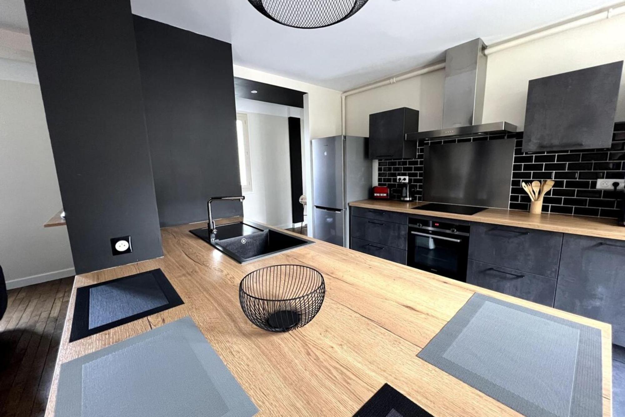 Casa Brune - T3 En Centre Ville - Proche Gare บรีฟ-ลา-เกยยาร์ด ภายนอก รูปภาพ